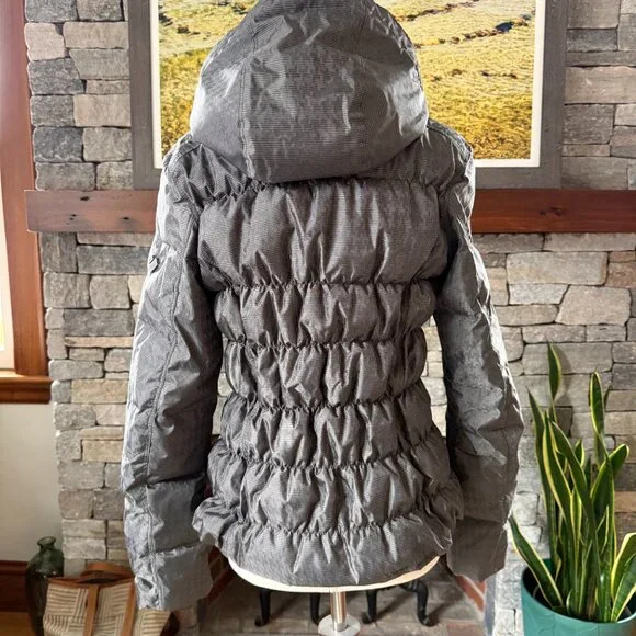 Obermeyer Ski Jacket - Picture 2 of 8